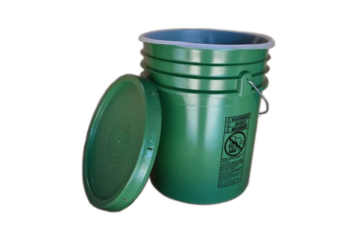 5 Gallon Polyethylene Container w/ Lid and Liner