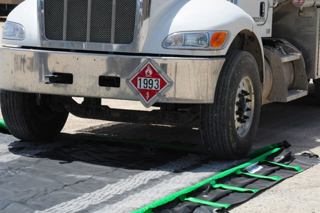 UltraTech Ultra-Containment Berm® - Rapid Rise Model - PVC