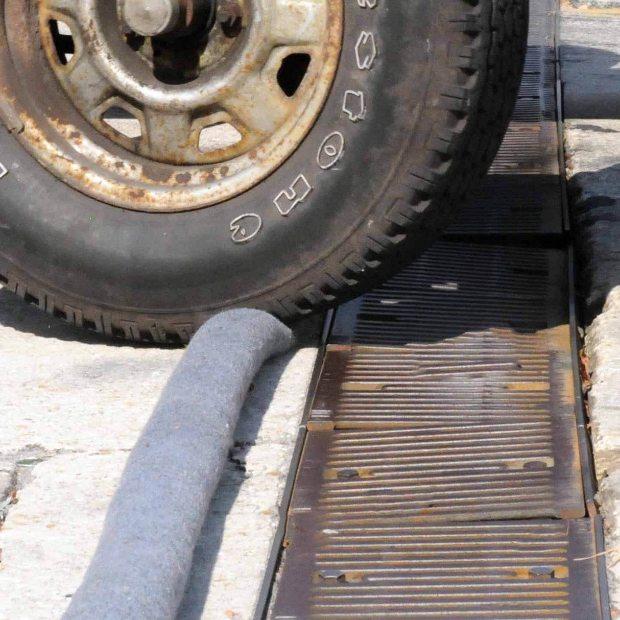 UltraTech Ultra-Trench Filter Boom®