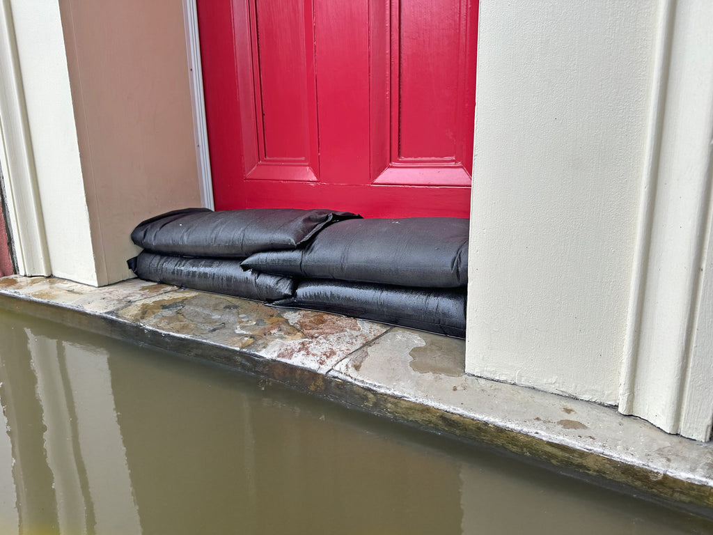 UltraTech Ultra-Flood Stopper® Sandless Sandbags - Total Finishing Supplies