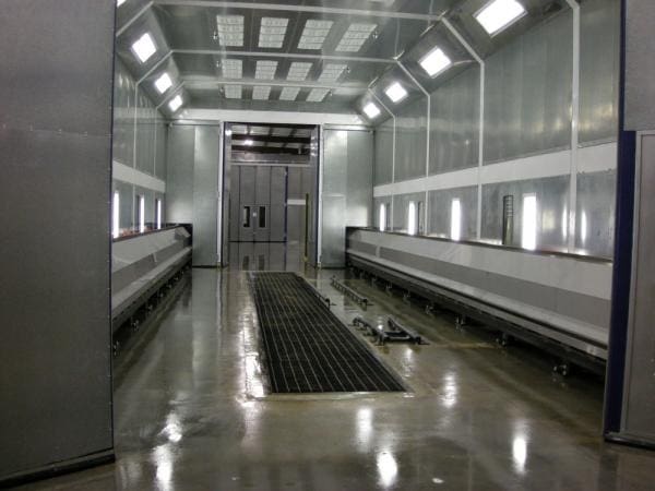 Total Finishing XL Automotive Full-Down Airflow Paint Spray Booth