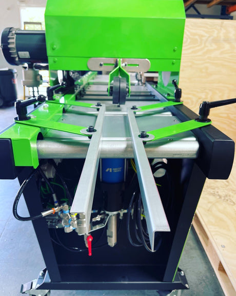Trim Finishing System 120 Linear Spray Machine - Total Finishing Supplies